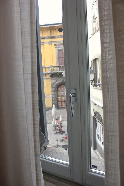 Casa Vacanza Fontana Del Delfino Bergamo Zimmer foto