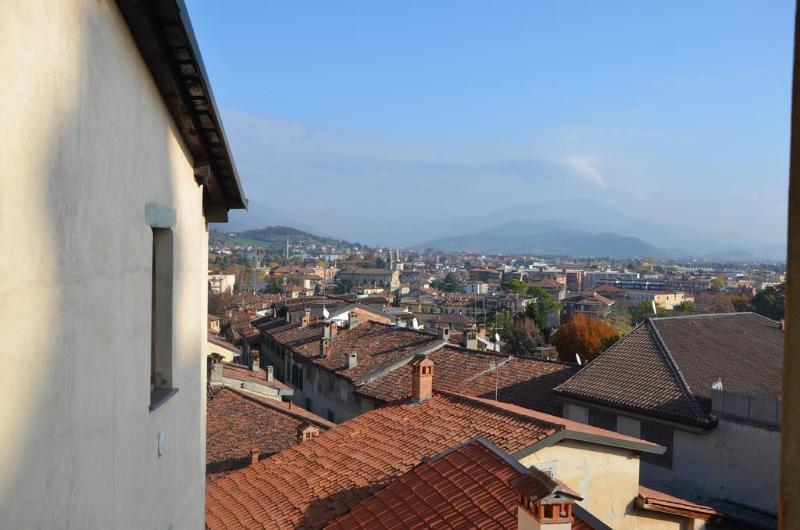Casa Vacanza Fontana Del Delfino Bergamo Exterior foto