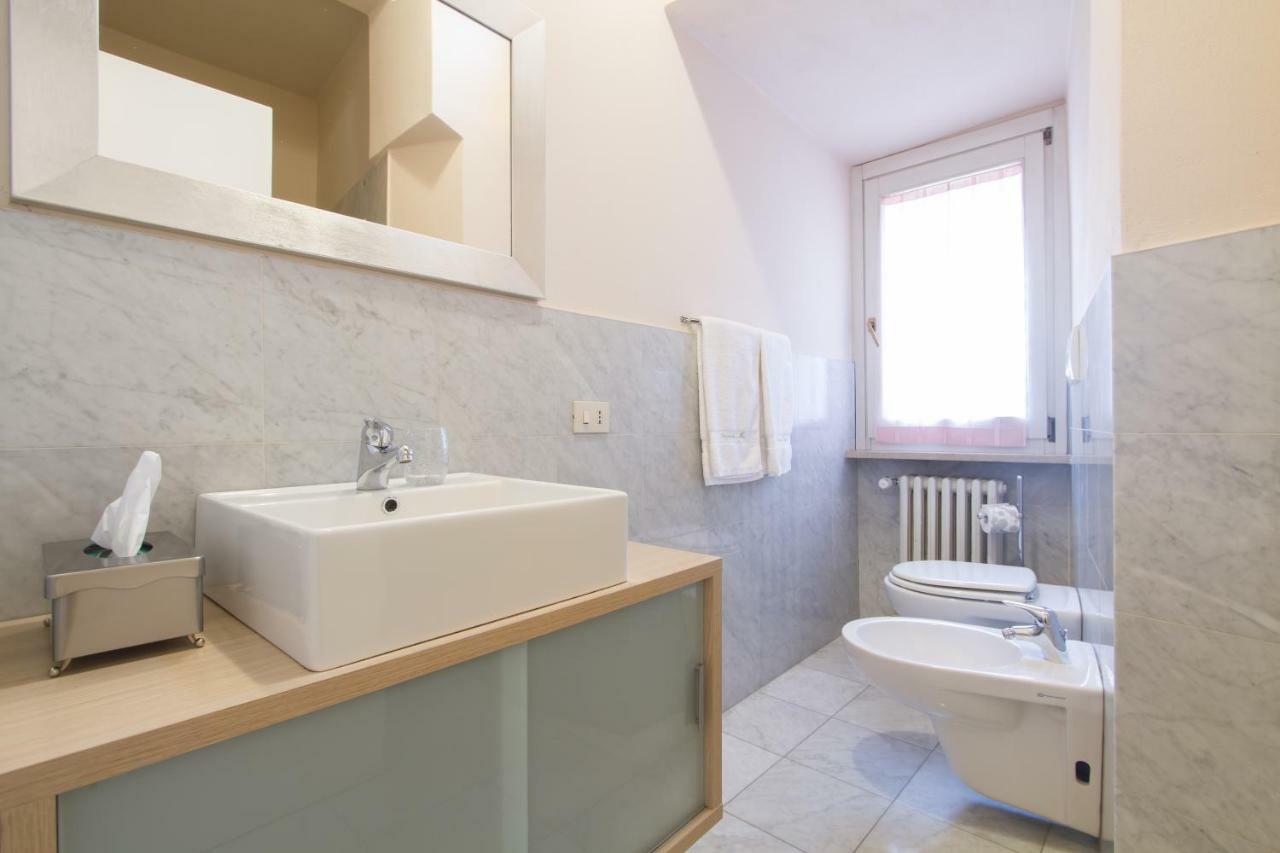 Casa Vacanza Fontana Del Delfino Bergamo Exterior foto